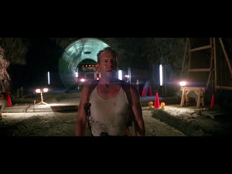 McClane is surprised by a tsunami in the tunnel - Die Hard 3 (1995) HD
