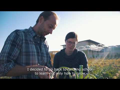 ŽIVÁ FARMA - Z POLE DO SKLENIČKY