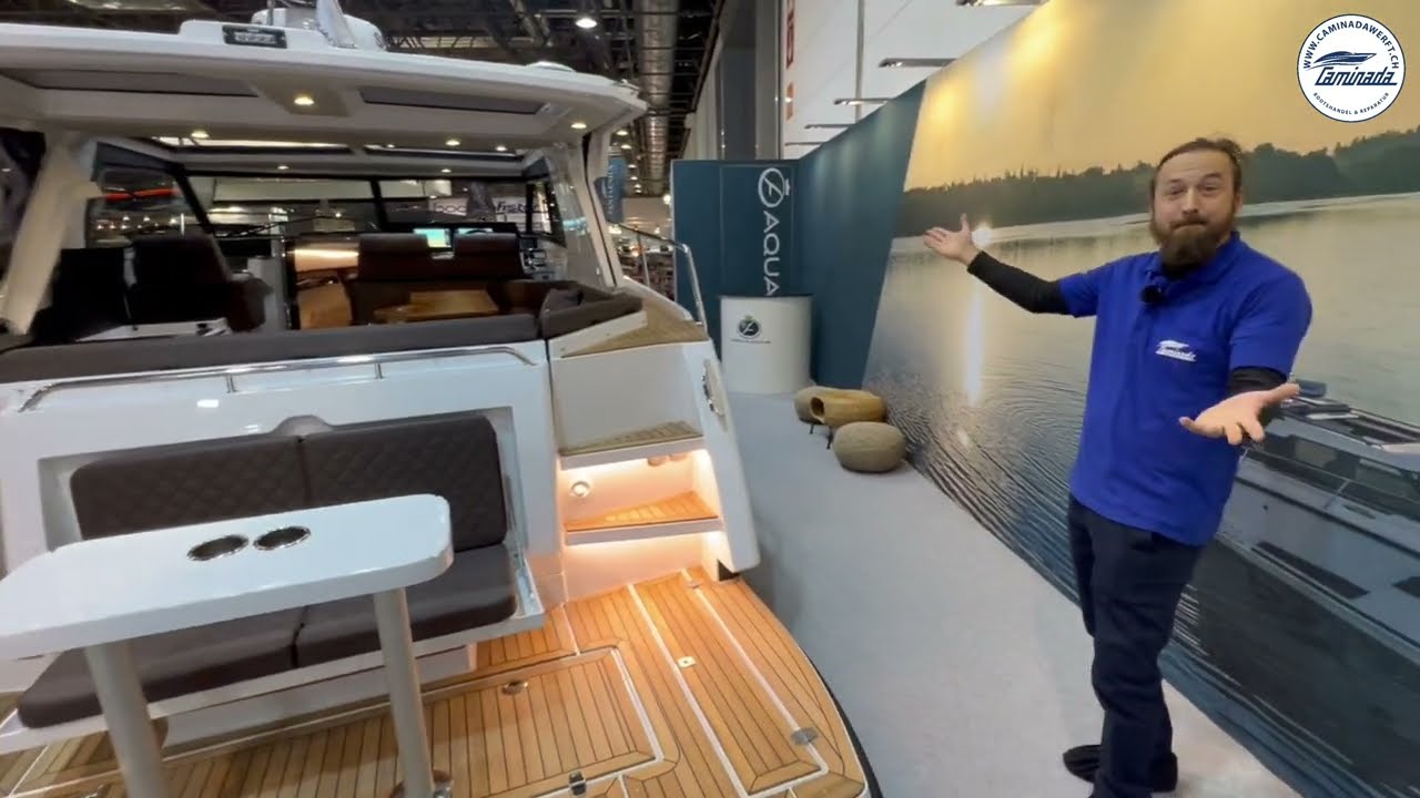 Aquador 300 HT - Boat Tour