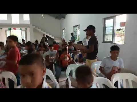 ENTREGA DE ZAPATOS A NIÑOS COMEDOR INFANTIL ADONAI CHIMA CORDOBA COLOMBIA