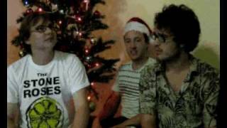 &quot;Silver Bells&quot; performed by &#39;We Three Kings of Orient... Are&#39;