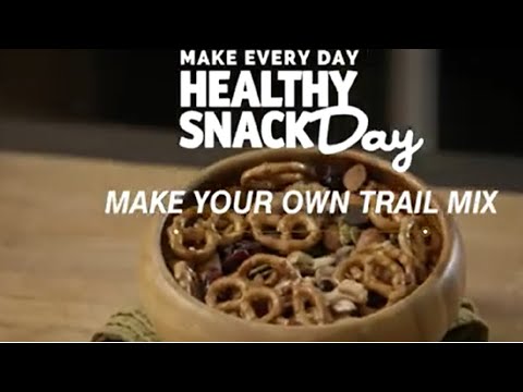 Healthy Snack Day: Trail Mix Recipe