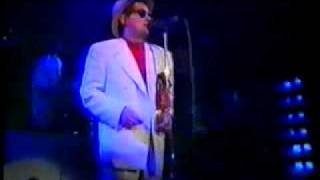 FALCO - the kiss of kathleen turner (live) 4/11 1986 Frankfurt