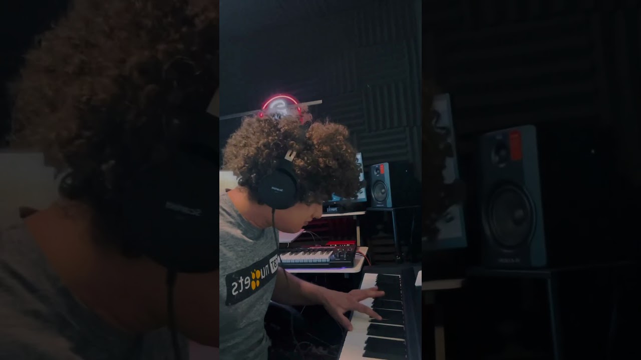 Promotional video thumbnail 5 for David Gomez – Saxophonist & Pianist