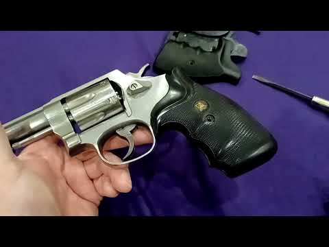 Pachmayr Diamond Pro Grip for my Smith and Wesson 637 .38 Concealed Carry Choice.