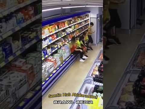 çocuklar kızacak diye korkuyor ama Dünyayı 2 saniyeliğine güzelleştiriyor abla mız #shorts