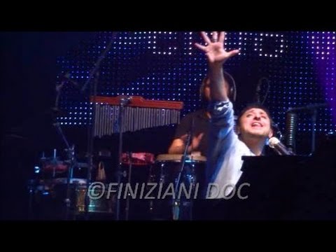 GIGI FINIZIO - QUANDO @TEATRO DELLE PALME