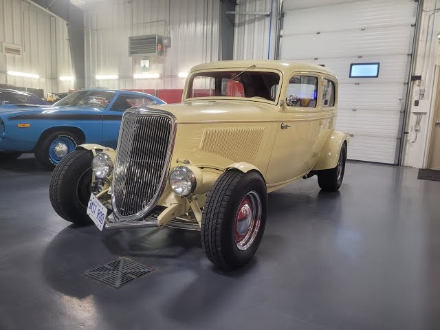 1934 Ford Tudor Sedan in Classic Cars in Ottawa