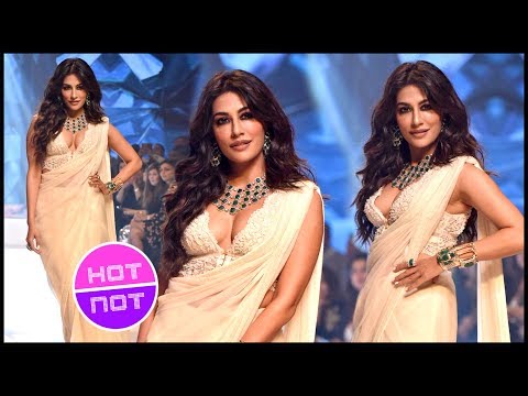 download lagu mp3 mp4 Chitrangada Singh In Saree, download lagu Chitrangada Singh In Saree gratis, unduh video klip Chitrangada Singh In Saree