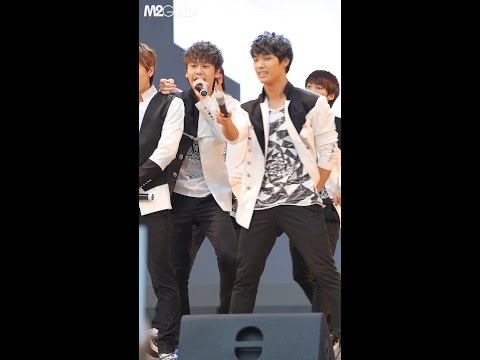 [직캠] 130609 롯데월드 공개방송 - 비투비 ( Wow )