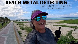 BEACH METAL DETECTING - (LATE AFTERNOON TREASURE)