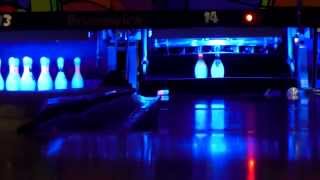 preview picture of video 'Bowling in Fast Foward'