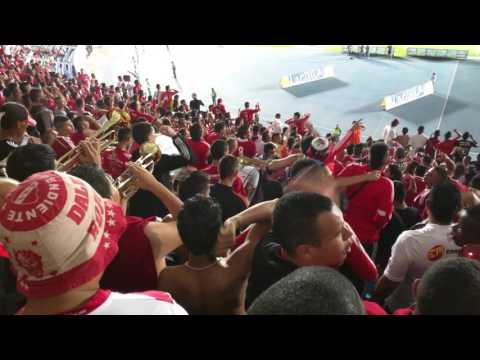 "No voy a Dejarte" Barra: Baron Rojo Sur • Club: América de Cáli