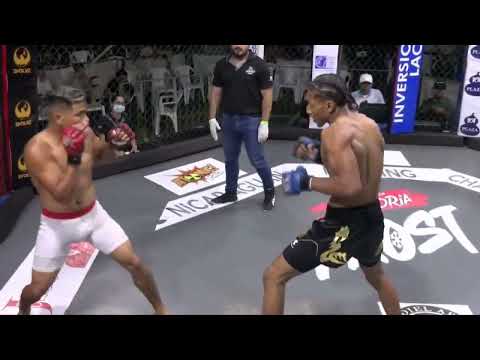 Explosivo nocaut de Axcel "Black" Pérez sobre Santiago Hernández