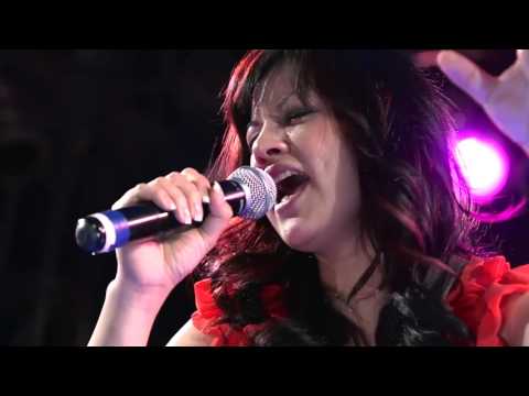 Erick Porta TU ESTAS AQUI Bajo la Nube de su Gloria Feat Linda Serna