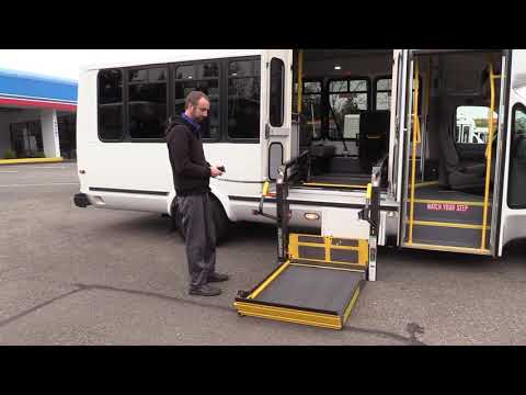 2012 Ford Eldorado Aerotech 13 Passenger ADA Shuttle Bus - S13099