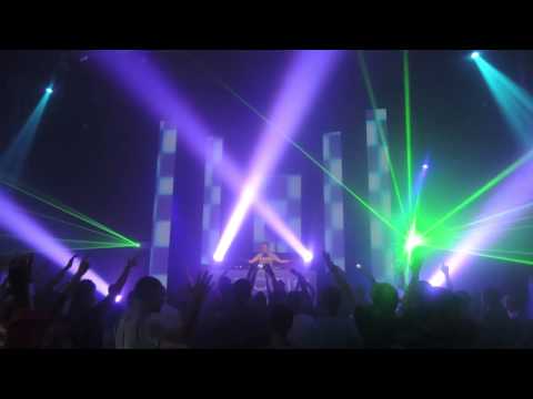 [Live] Arctic Moon vs Bryan Kearney vs R.E.M. - Dreamers & Religion (Arctic Moon Mashup) @