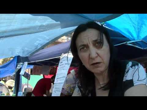 Hora de la comida en la Acampada Zaragoza Sábado 21 de mayo de 2011