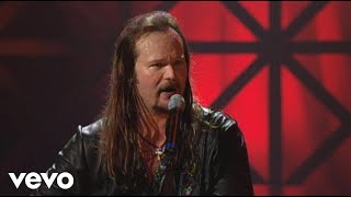 Travis Tritt - Ten Feet Tall and Bullet Proof (from Live &amp; Kickin&#39;)