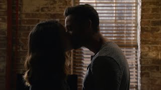 The Blacklist 5x1 Liz & Tom kiss scene - Ryan Eggold, Megan Boone