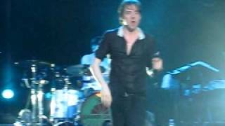 Kaiser Chiefs - Can't Say What I Mean (Singapore)