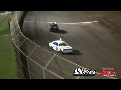 Junior Sedans: A-Main - Toowoomba Speedbowl - 23.10.2013 [Classic Premium Highlight]