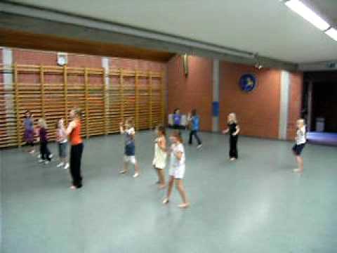 Dans 1e en 2e leerjaar - Laura Omloop - Zo verliefd