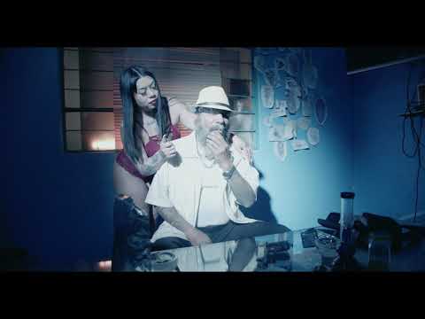 @RaloLLL  - 'Disfraces' ft @faruzfeet1813  (prod. by @VinnieHendrixLLL )