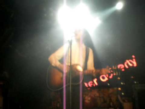 Pete Doherty @ Flex playing Psyco Killer