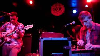 White Rabbits - Dinner Party (live)