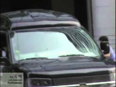 [Fancam]100731 Se7en - Music Core Van Show