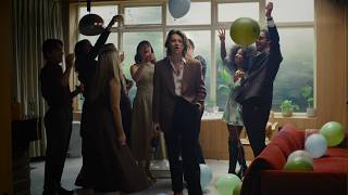 Download lagu Isaac Stuart - Champagne mp3