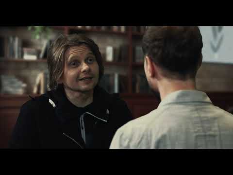 Suomeksi, kiitos! Suomalaisen ei pidä joutua joka käänteessä puhumaan englantia omassa maassaan!