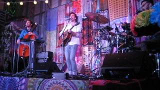 Tall Heights - Infrared (live)