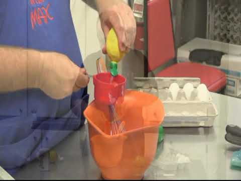 Cooking with Max,  On the Road - Lemon Squares!