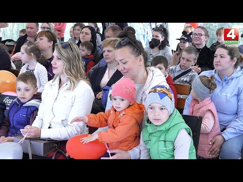 Для больных диабетом детей организовали в Гомеле праздник видео