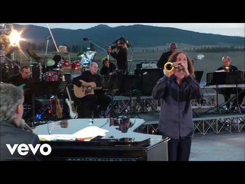 Andrea Bocelli - A Te (Live From Teatro Del Silenzio, Italy / 2007) ft. Kenny G