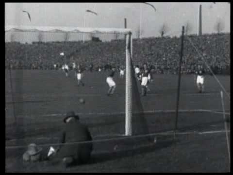 Nederland wint van Duitsland met 2-0 (1932)