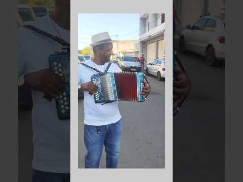 no centro de Rafael jambeiro Bahia# #forróderaiz