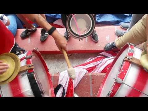 "Batucada Liga de quito (Ecuador)" Barra: Muerte Blanca &bull; Club: LDU