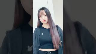 【TikTok】おっぱいの揺れに目がいっちゃう…♡#short
