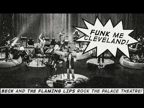 Beck & The Flaming Lips - Live at the Palace Theatre in Cleveland, OH (October 25, 2002)