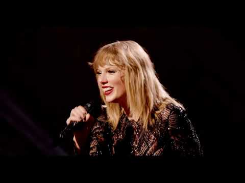 [4K UHD] Taylor Swift - Red (Live at Super Saturday Night 2017)
