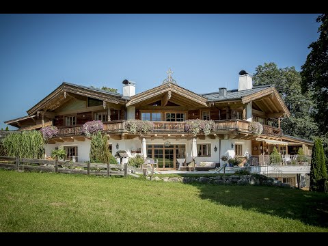 EXKLUSIVER LANDHAUSANTEIL MIT SPEKTAKULÄREM PANORAMABLICK   "AURACH LUXURY MANSION"