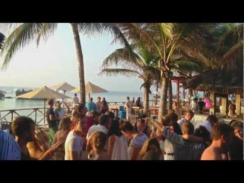 Roman Cleiss Live @Ocean Sports(Kenya) New Year Eve 2013!