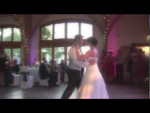 Y Ddawns Gyntaf/The First Dance