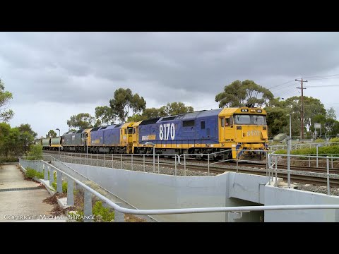 4CM6 Pacific National Grain Train Stops In Anakie Loop (3/2/2022) - PoathTV Australian Railways