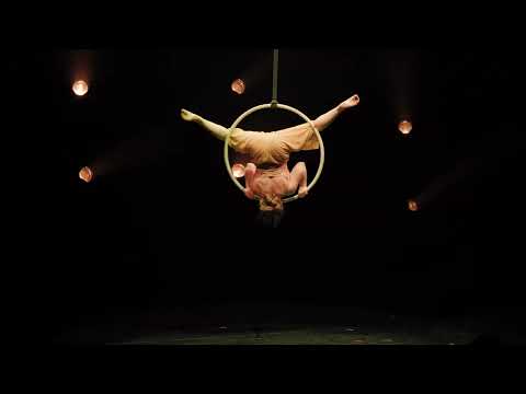 Lucy Gilroy-Aerial Hoop