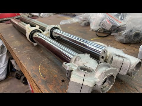 1996 YAMAHA YZ125 2 STROKE REBUILD PT 7 (Rebuilding KYB forks)