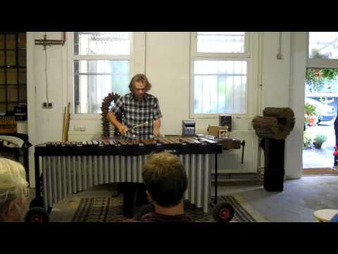Florian Betz, Marimba.